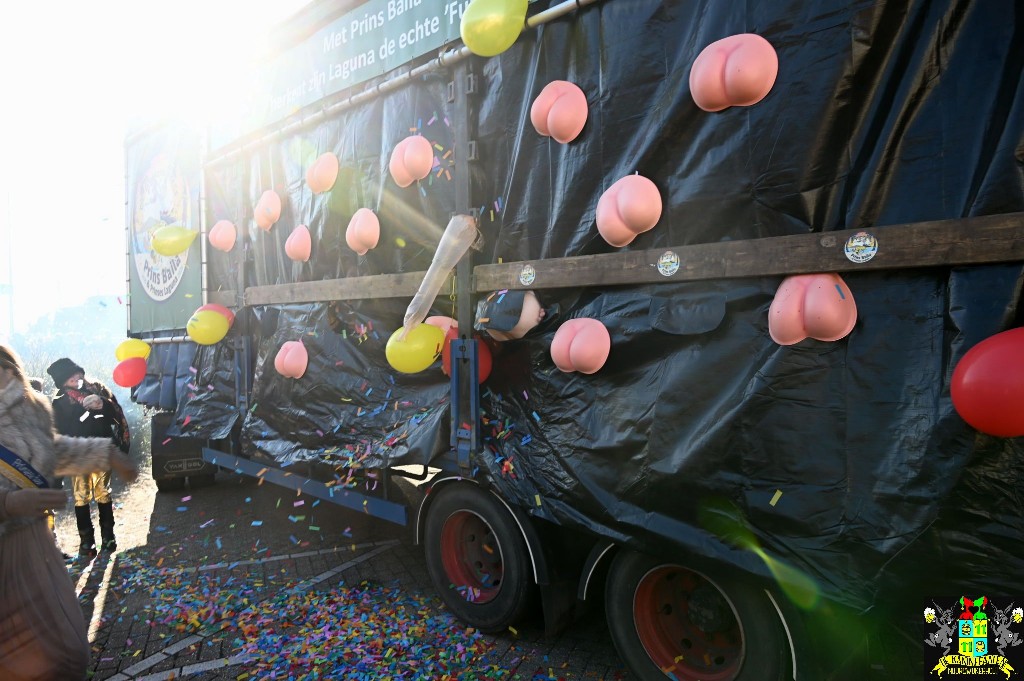 ../Images/Grote optocht 2026 170.jpg